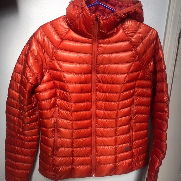 Mountain Hardwear ghost whisperer hoody